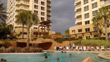Piscine extérieure