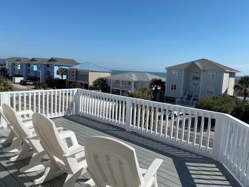 OIB Lovin’ Life - Steps From The Beach