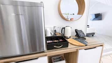 Premium bedding, minibar, individually furnished, desk