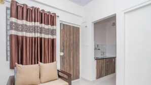 TV - Ambrosia Hotel and Service Apartments (Bengaluru)