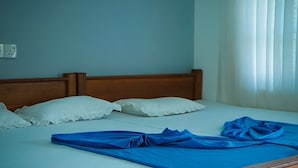 Comfort Double Room - National Holiday Resort (Mahiyanganaya)