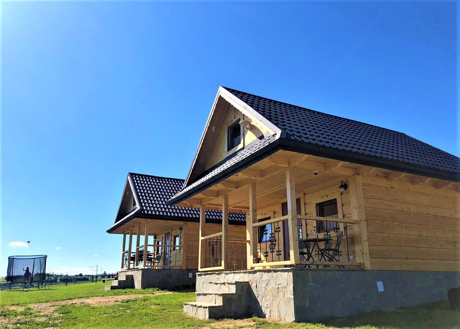 Mặt tiền nơi lưu trú