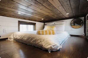 WiFi, bed sheets