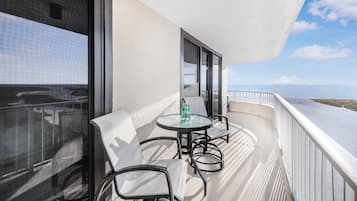 Condo, Multiple Beds (Beachfront condo with panoramic ocean) | Property grounds