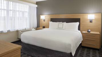 Suite, 1 chambre | Literie de qualité, coffre-fort, bureau, rideaux d’obscurcissement