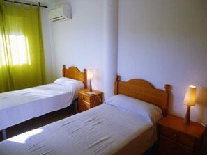 2 間睡房、床單