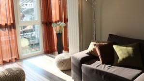 Unclassified image, 4 of 28, button - John's Place - Designer Flat Center Kiev (Kyiv)