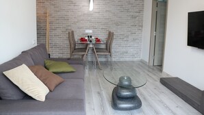 Unclassified image, 3 of 28, button - John's Place - Designer Flat Center Kiev (Kyiv)