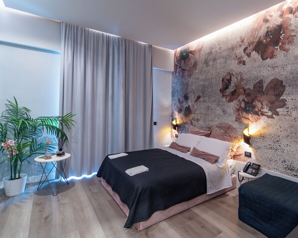 Habitación triple, hidromasaje (King) | 1 habitación, sábanas italianas Frette y ropa de cama de alta calidad 