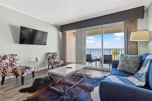 Smart TV - 2 PM check in-water view from Balcony-Pool (Tampa)