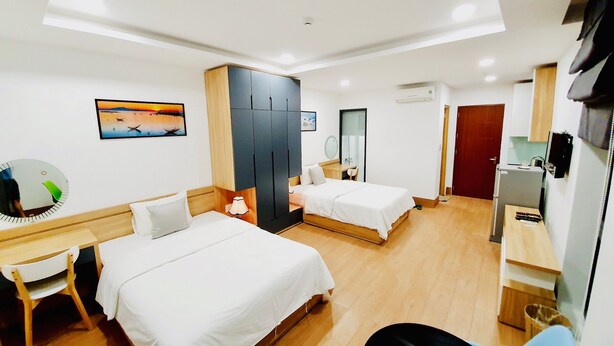 Luxury Studio, 2 Queen Beds - Joey Apartment (Da Nang)