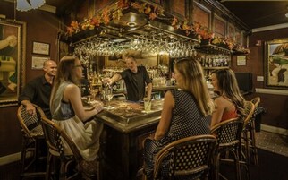 Bar (en la propiedad)