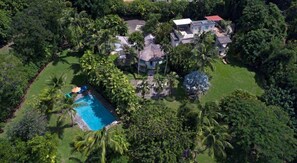 Property grounds - Villa Evergreen (Paynes Bay)