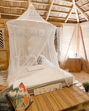 Jungle Bungalows | Caja fuerte, decoración individual, mobiliario individual y escritorio