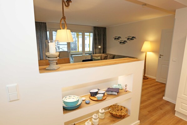 Unclassified image, 1 of 33, button