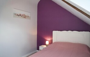 2 Schlafzimmer, Reisekinderbett, kostenloses WLAN