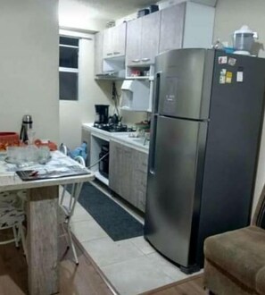 Executive Apartment, 1 Double Bed | Private kitchen | Fridge, microwave, stovetop, blender