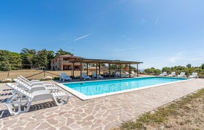 Pool - 3 bedroom awesome home in Sassetta (Sassetta)