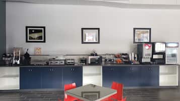 Café da manhã continental grátis todos os dias