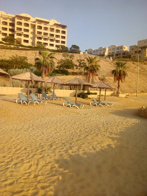 Property grounds - Samarah chalet apartment in the dead sea (Amman)