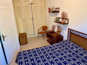 3 chambres, fer et planche à repasser, draps fournis