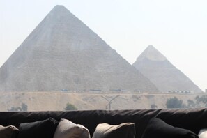 View from property - Elite Pyramids Inn (Giza)