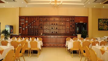 Desayuno buffet todos los días (con cargo)