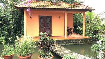 Bungalow Deluxe, 1 cama matrimonial | Balcón