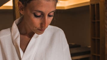 Behandlungsräume für Paare, Körperbehandlungen, Warmsteinmassagen