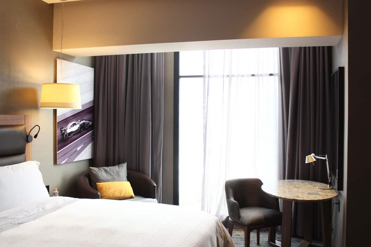Premium bedding, down duvets, pillow-top beds, minibar