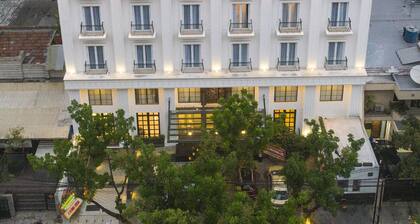 Jambuluwuk Thamrin Hotel