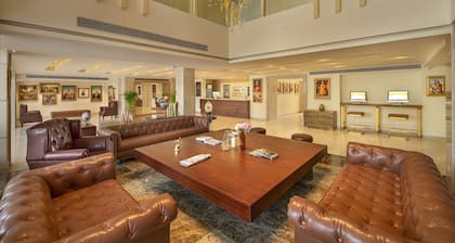 Bloom Boutique - Ranjit Avenue