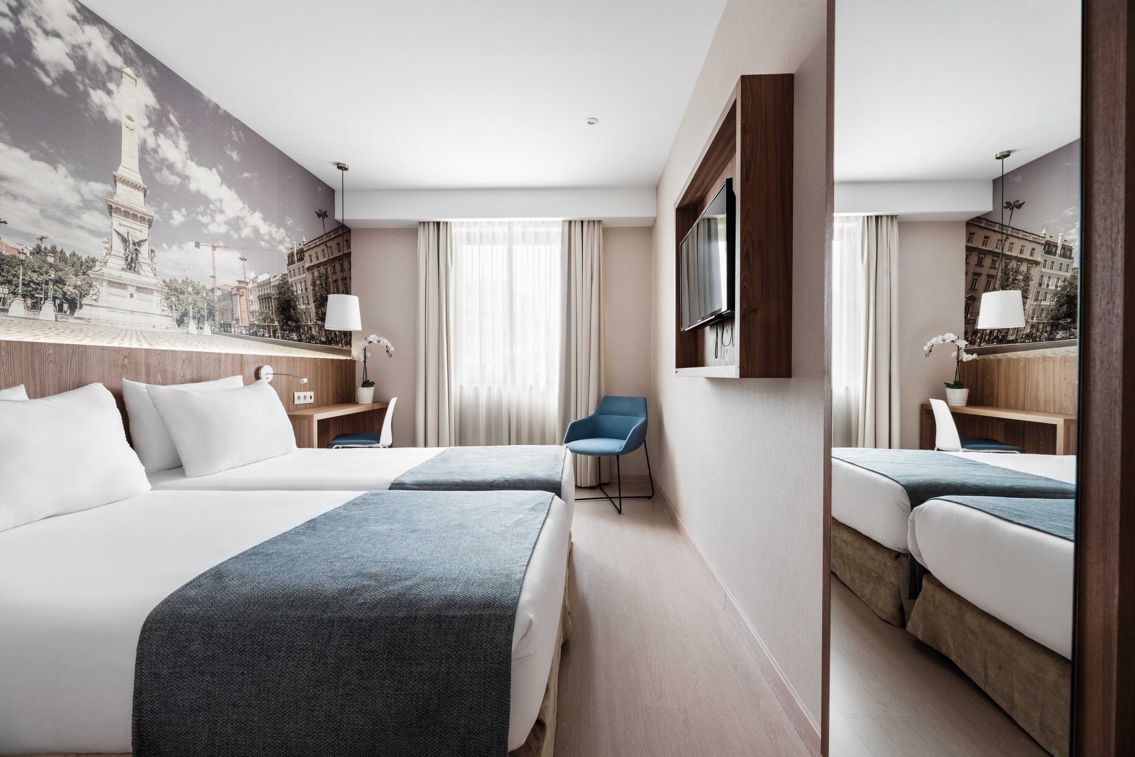 double room single use | minibar, in-room safe, desk, soundproofing