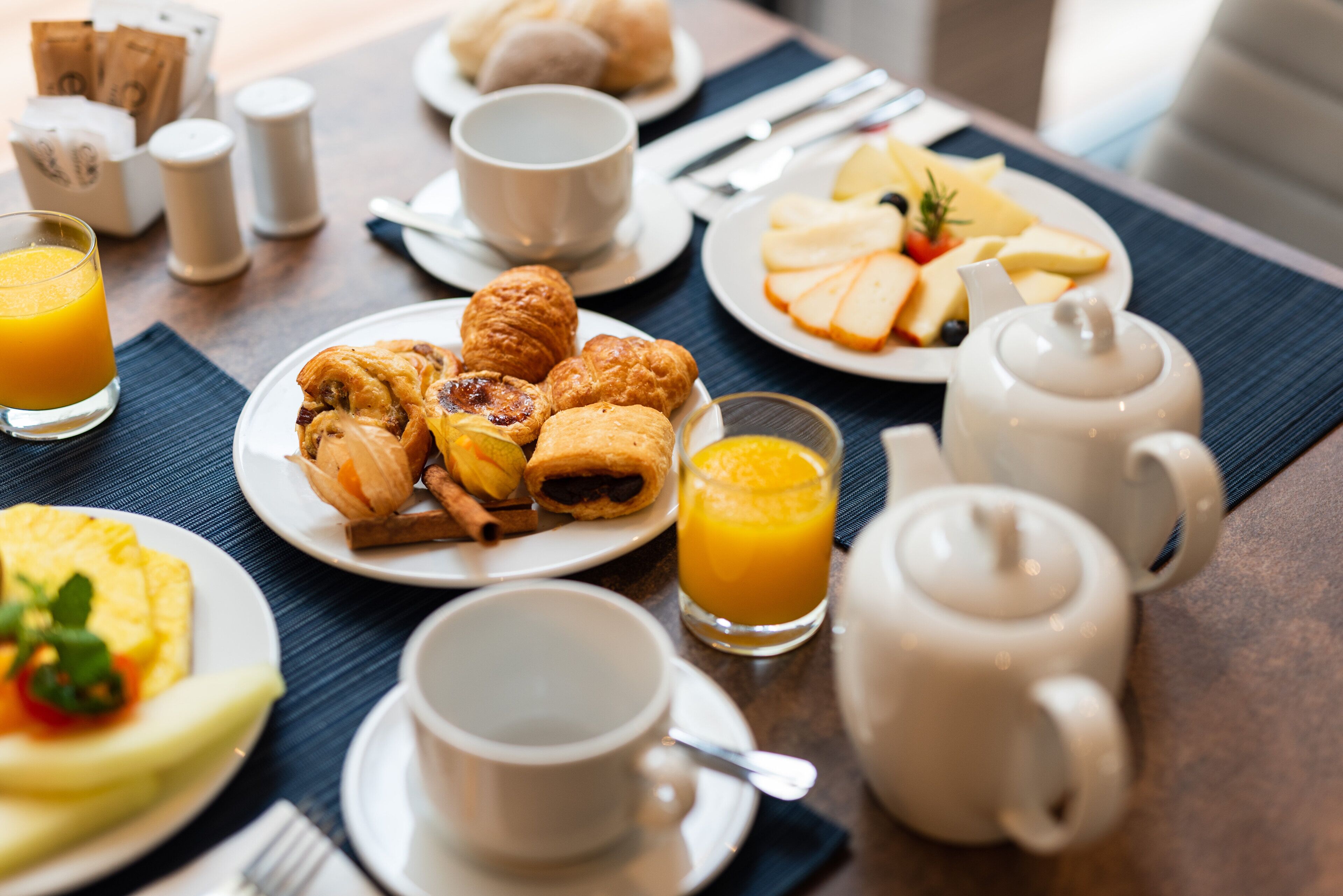 daily buffet breakfast (eur 13 per person)
