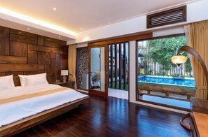 2 bedrooms, WiFi - Strategic and Classic 2 BR Family Villa at Seminyak (Kota Denpasar)