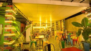 Breakfast, lunch, dinner served; local cuisine