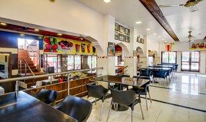 Restaurant - Treebo Garden Cottage & Lawn Mahabaleshwar (Mahabaleshwar)