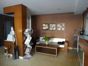 Reception - Hotel Aarian Aatithya (Guwahati)