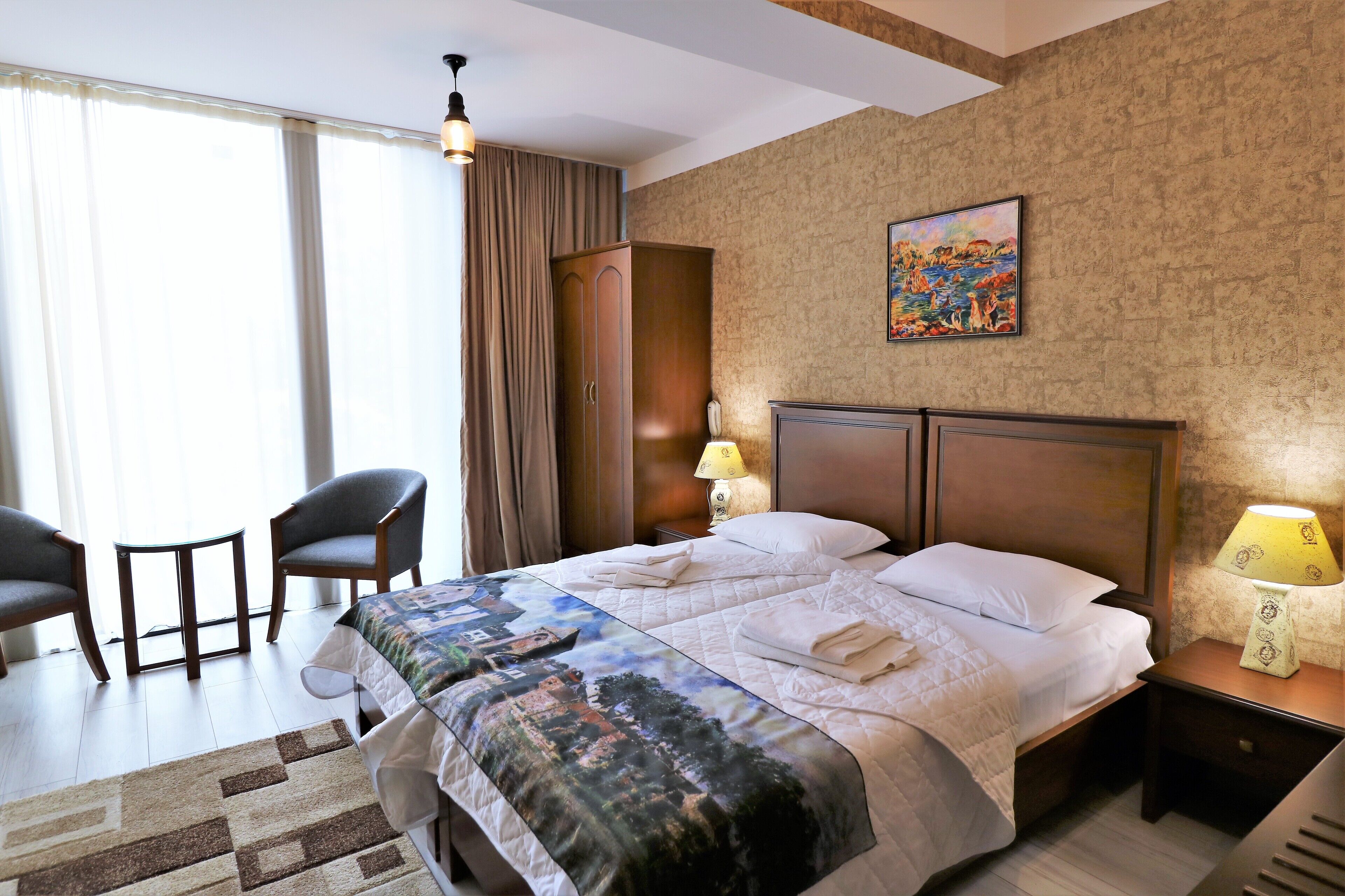 Ropa de cama hipoalergénica, decoración personalizada y escritorio 