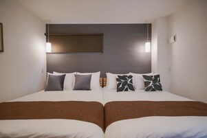 Sand | Cribs/infant beds, free WiFi, bed sheets