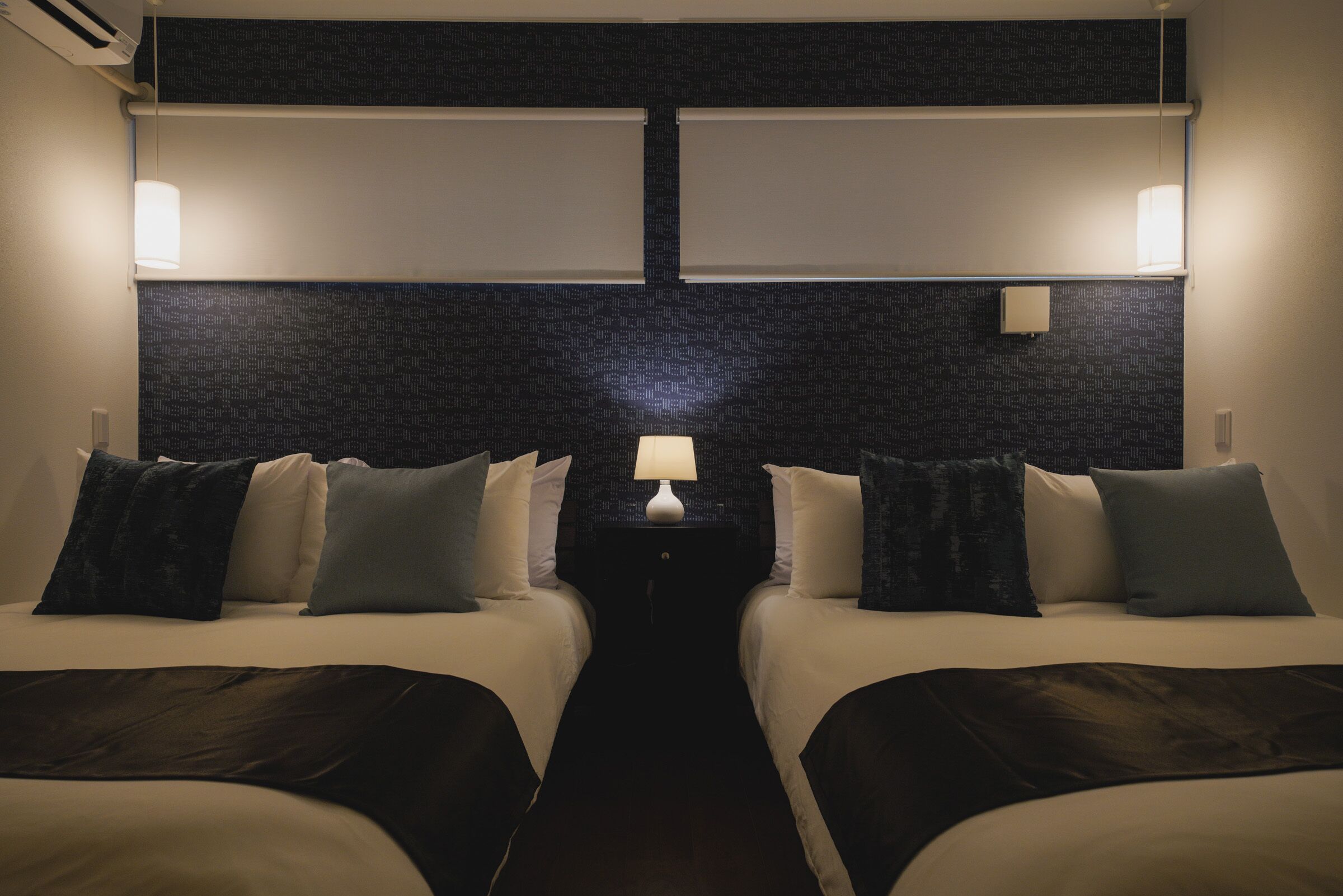 Japanesque | Cribs/infant beds, free WiFi, bed sheets