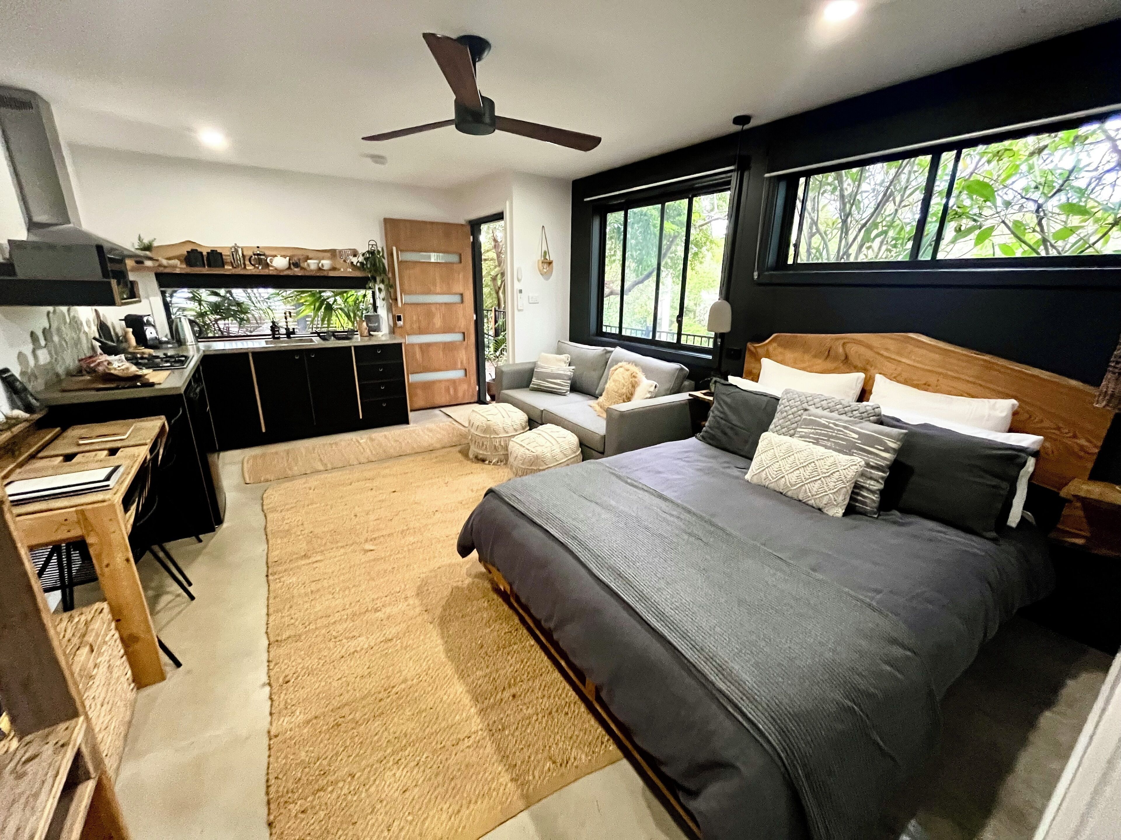 Schreibtisch, Bügeleisen/Bügelbrett, kostenloses WLAN, Bettwäsche