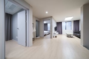 Family Suite, 2 Bedrooms, Kitchen (Saturday Check-in Time: 6 PM) - BON Hotel (Busan)