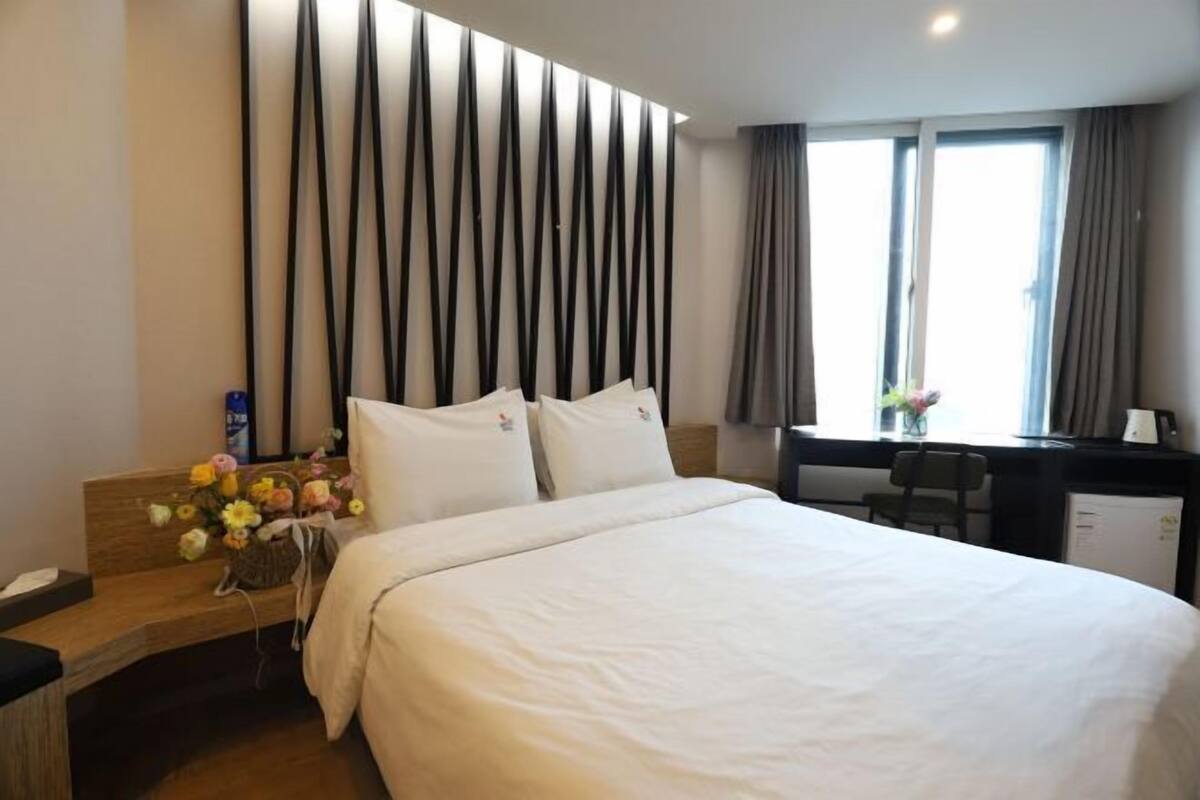 Roupas de cama premium, individualmente decorados, escrivaninha
