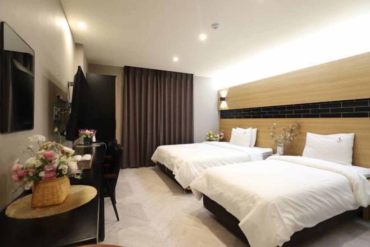 Roupas de cama premium, individualmente decorados, escrivaninha