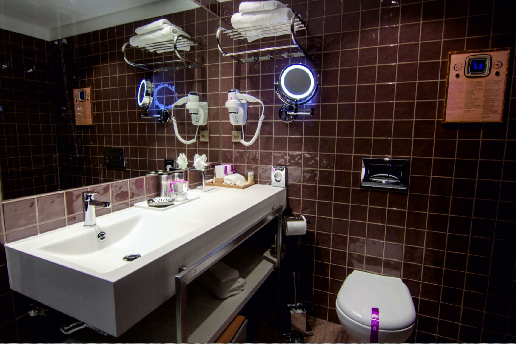 Foto - Hotel Jaguar Oporto - Airport to Hotel and City is a free Shuttle Service