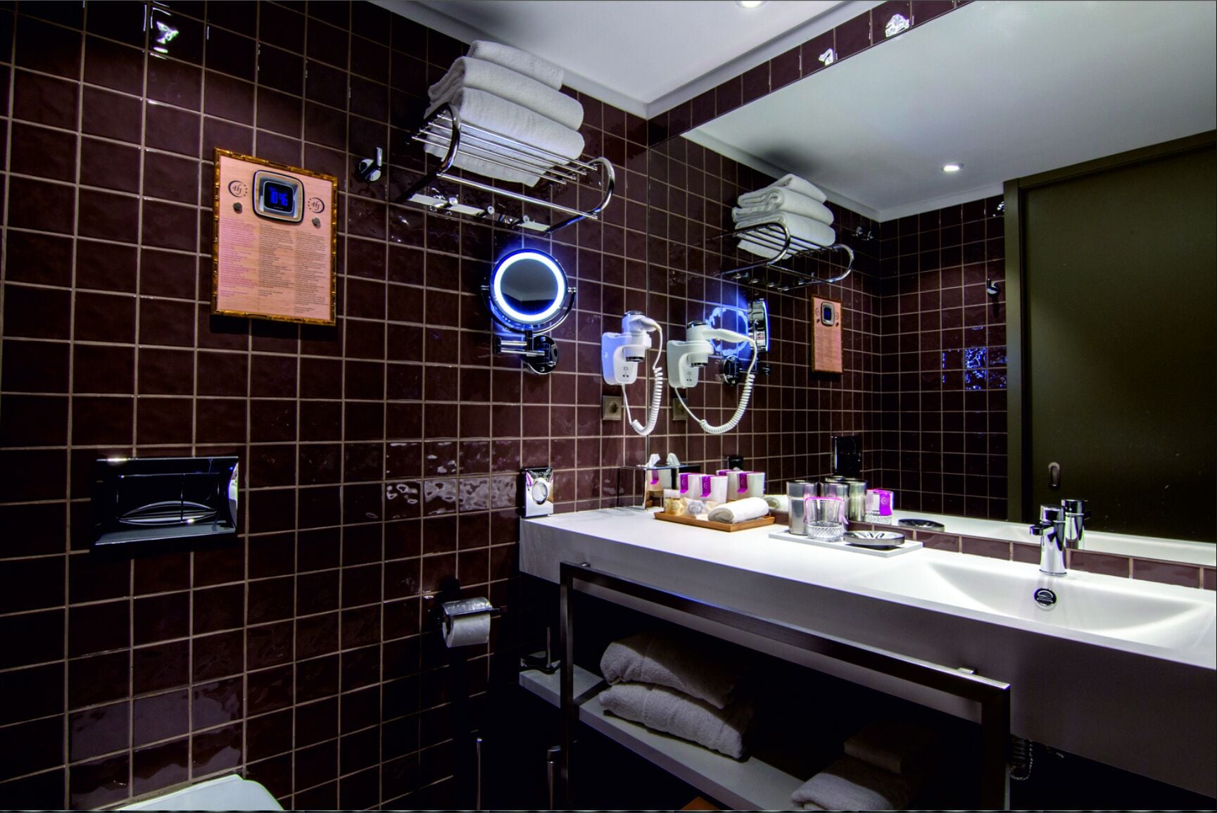 Foto - Hotel Jaguar Oporto - Airport to Hotel and City is a free Shuttle Service