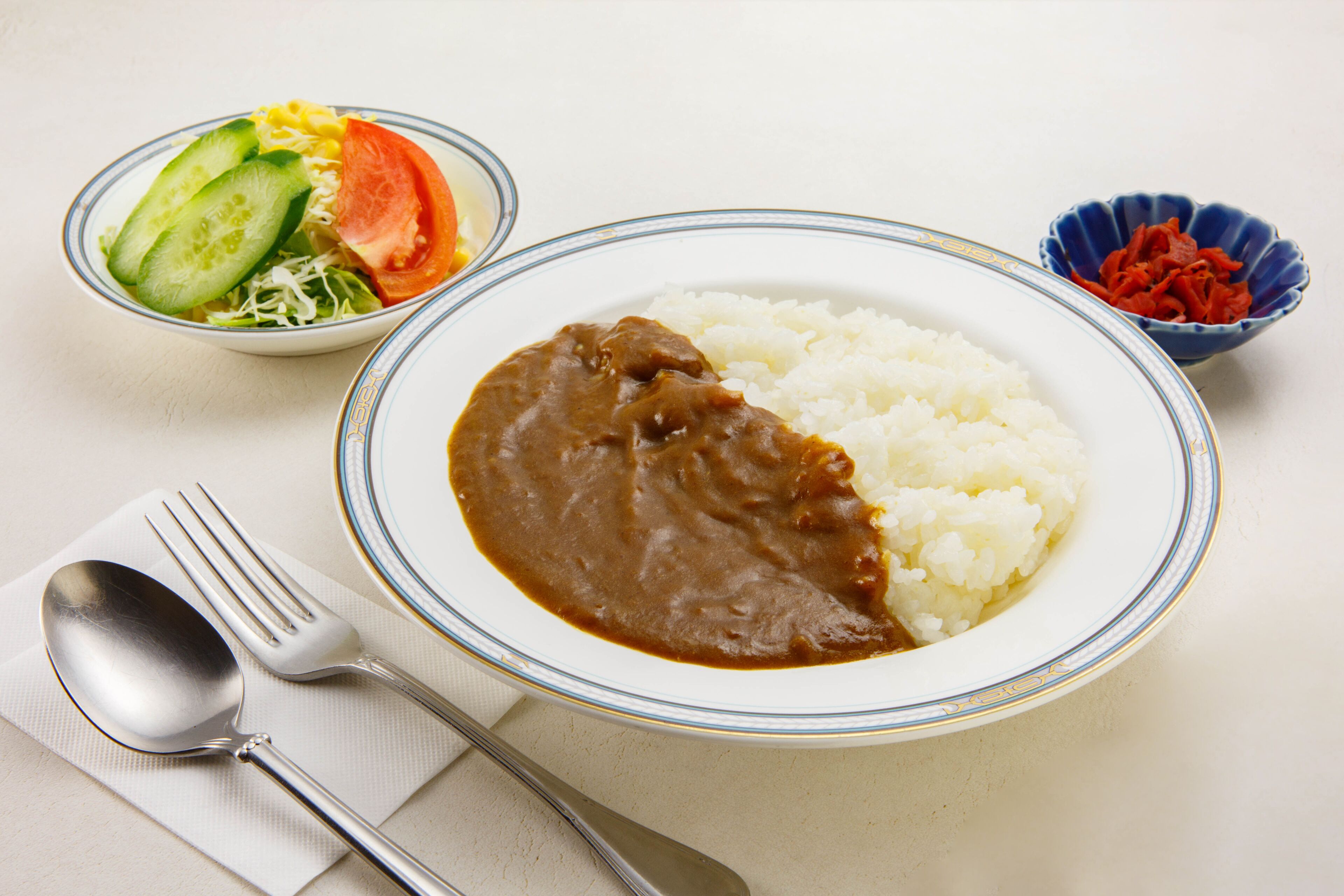 daily full breakfast (jpy 770 per person)