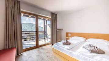 Comfort-Doppelzimmer | Zimmersafe, kostenloses WLAN, Bettwäsche