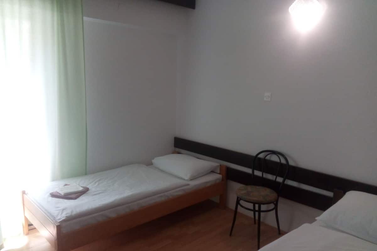 Standard Twin Room | Free WiFi, bed sheets